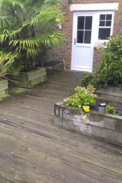 Decking cleaning case 02 before (Bristol)