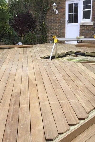 Decking cleaning case 04 before (Bristol)