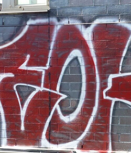 Graffiti removal job 03 before (Bristol)